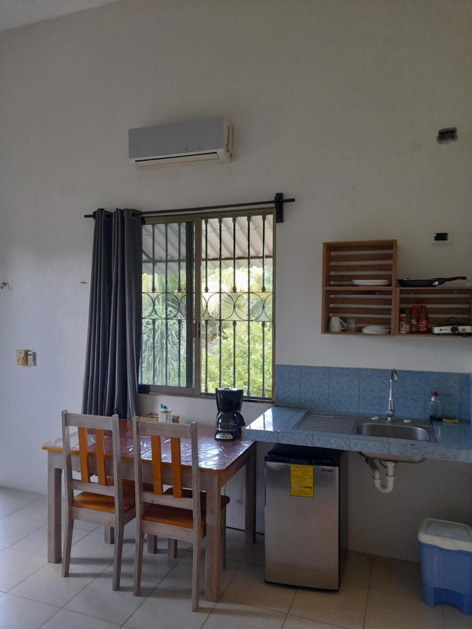 Villa Lirios Valladolid  Kamer foto
